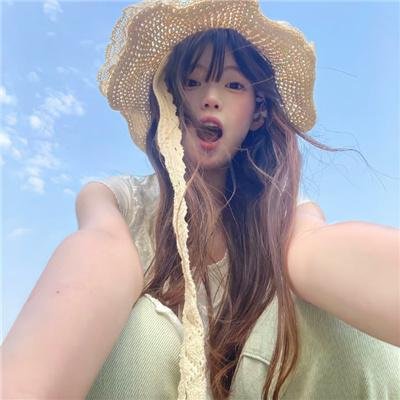 穿粉红色裤子的男孩